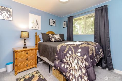 33227 39th Avenue SW Federal Way WA 98023