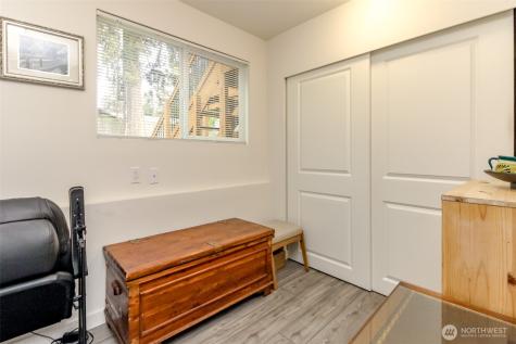 33227 39th Avenue SW Federal Way WA 98023
