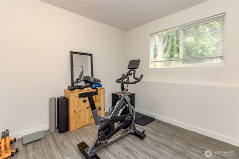 33227 39th Avenue SW Federal Way WA 98023