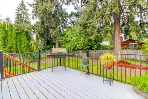 33227 39th Avenue SW Federal Way WA 98023