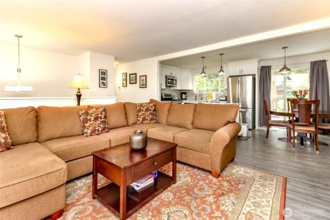 33227 39th Avenue SW Federal Way WA 98023