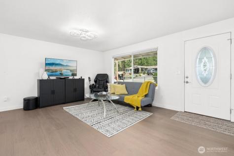 1115 207th Place NE Sammamish WA 98074