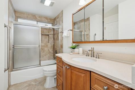 1115 207th Place NE Sammamish WA 98074