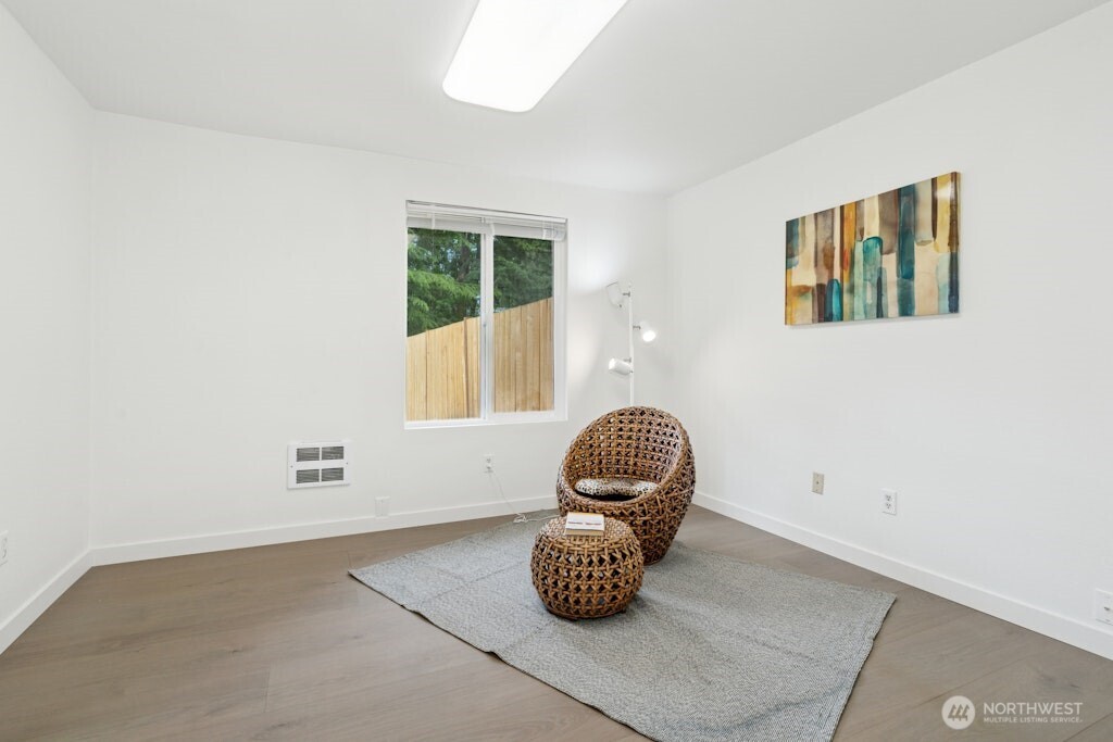 1115 207th Place NE Sammamish WA 98074