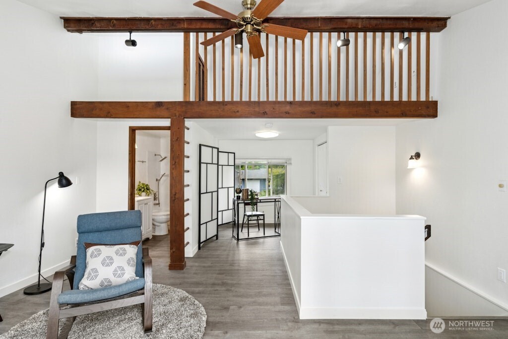 1115 207th Place NE Sammamish WA 98074