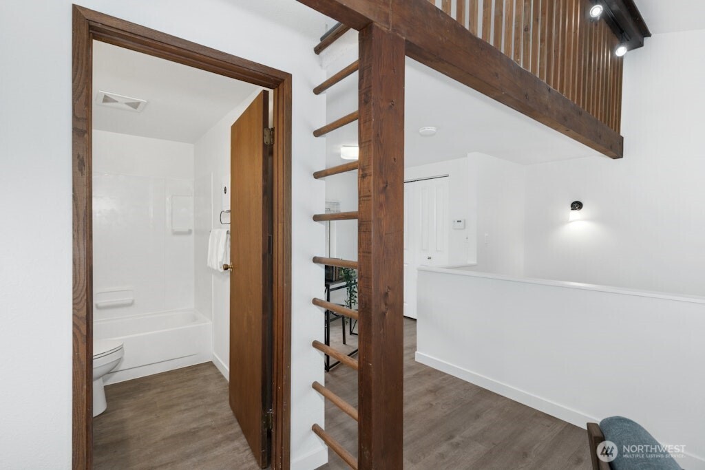 1115 207th Place NE Sammamish WA 98074
