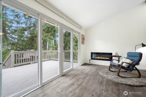 1115 207th Place NE Sammamish WA 98074