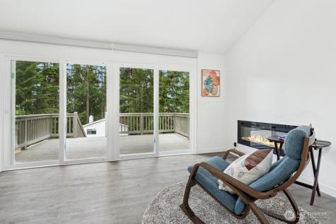 1115 207th Place NE Sammamish WA 98074