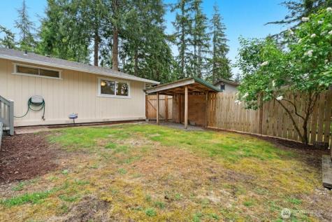 1115 207th Place NE Sammamish WA 98074