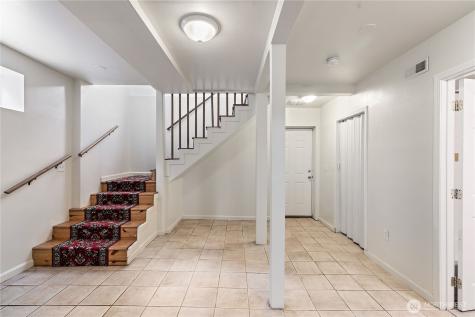 1521 E Spruce Street Seattle WA 98122