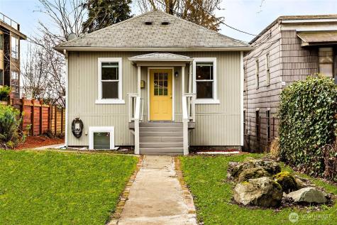 1521 E Spruce Street Seattle WA 98122