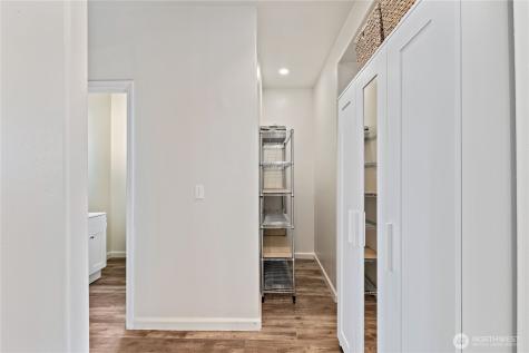 1521 E Spruce Street Seattle WA 98122