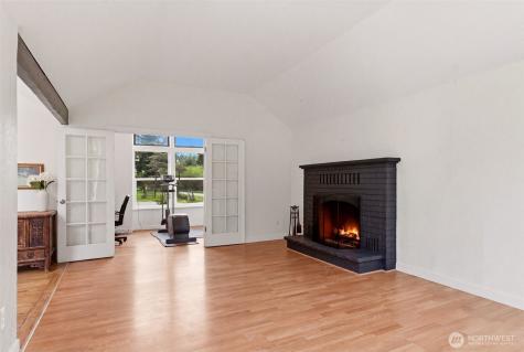 25919 Orting Kapowsin Highway E Graham WA 98338