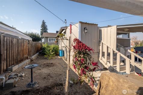 221 Okanogan Avenue Wenatchee WA 98801