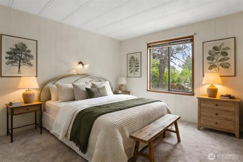 23809 Lake Drive E Bothell WA 98021