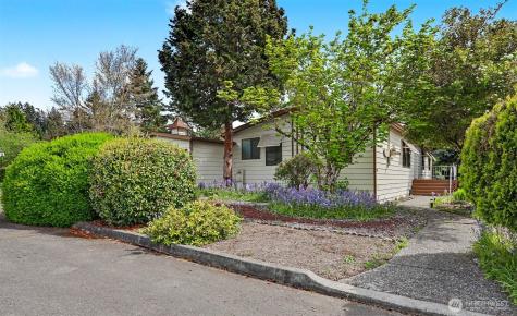 23809 Lake Drive E Bothell WA 98021