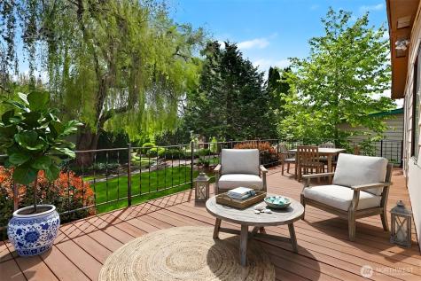 23809 Lake Drive E Bothell WA 98021