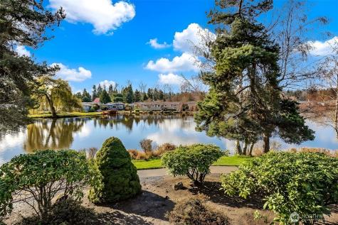 23809 Lake Drive E Bothell WA 98021