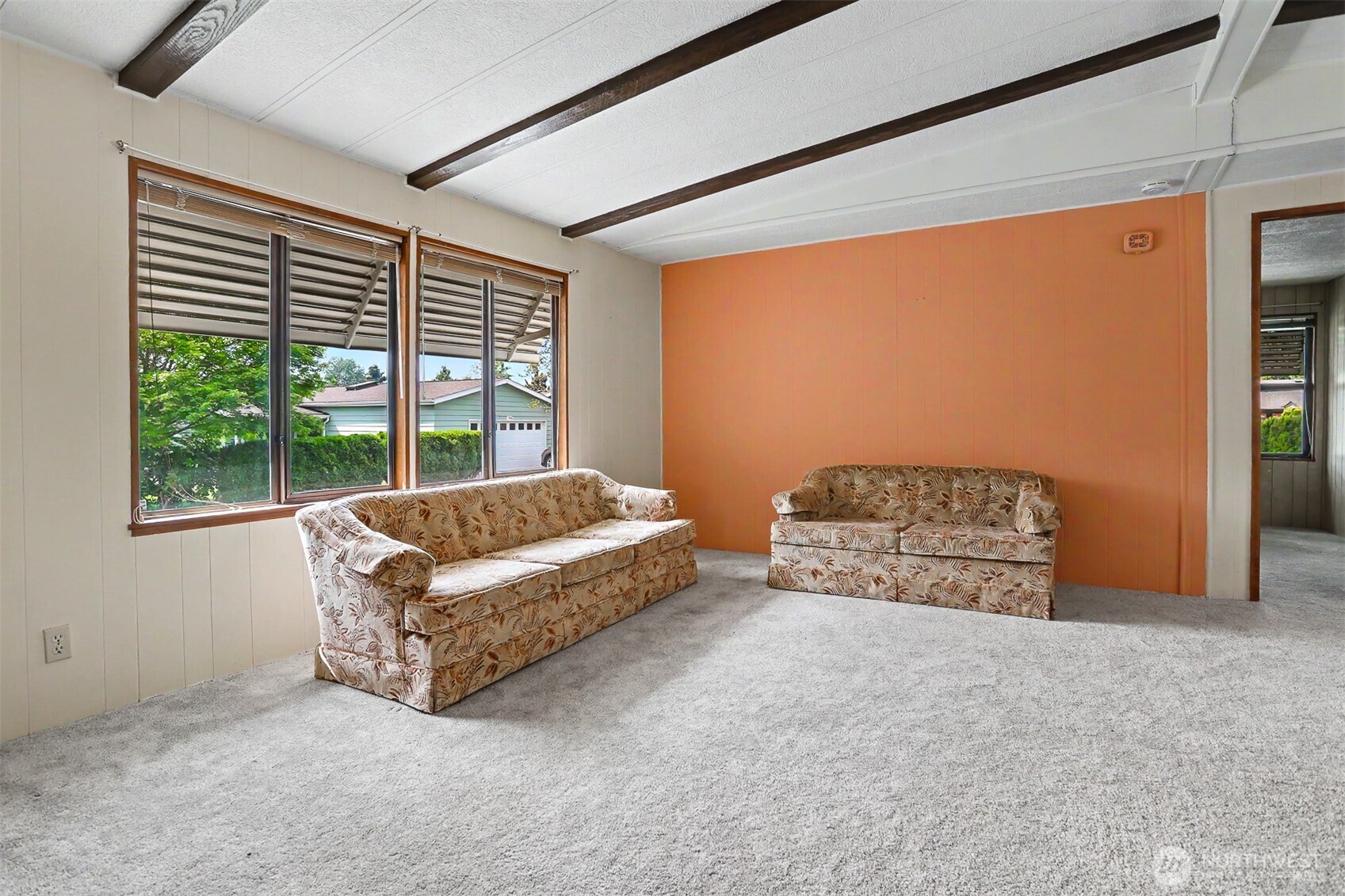 23809 Lake Drive E Bothell WA 98021