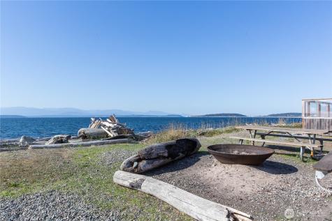 1257 Russell Drive Coupeville WA 98239