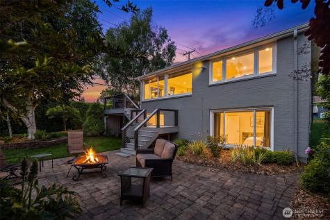 3053 32nd Avenue W Seattle WA 98199