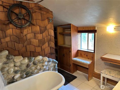 641 Decatur Head Drive Decatur Island WA 98221