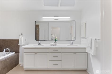 6202 189th Place NE Redmond WA 98052