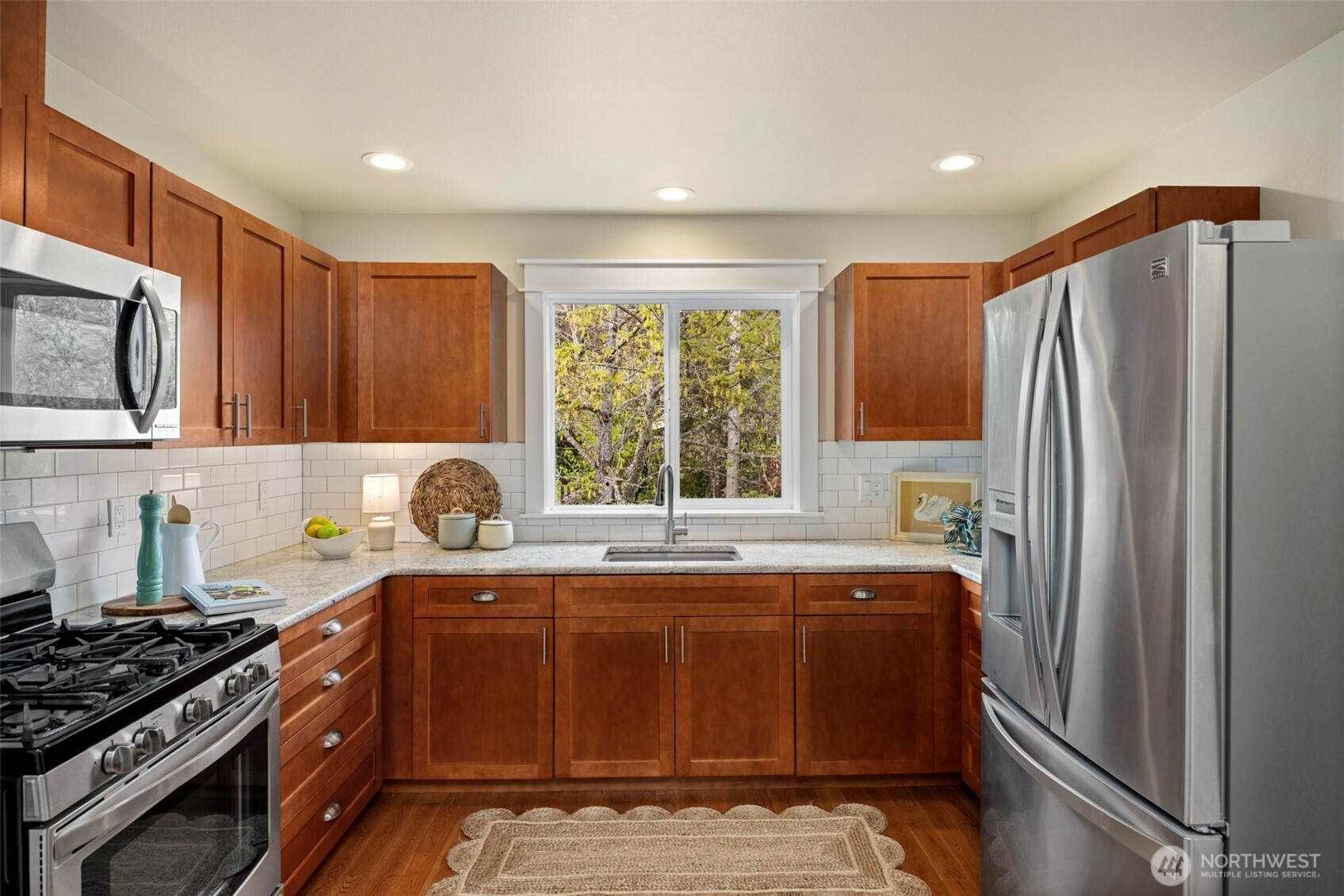6493 White Peaks Lane NW Bremerton WA 98311