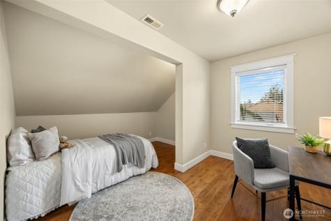 6493 White Peaks Lane NW Bremerton WA 98311