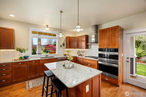 6493 White Peaks Lane NW Bremerton WA 98311