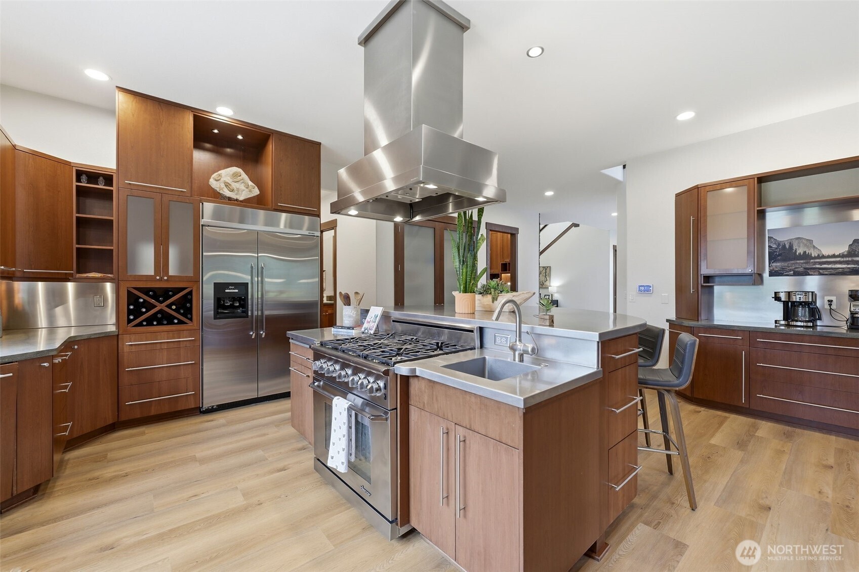 1136 14th Avenue Fox Island WA 98333