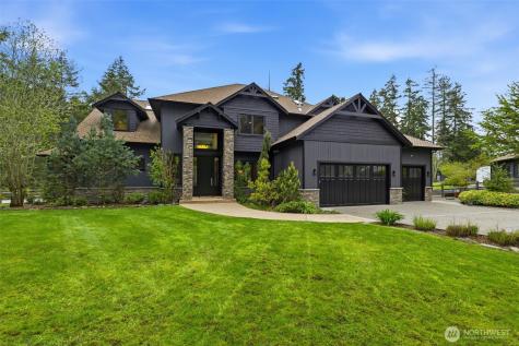 1136 14th Avenue Fox Island WA 98333