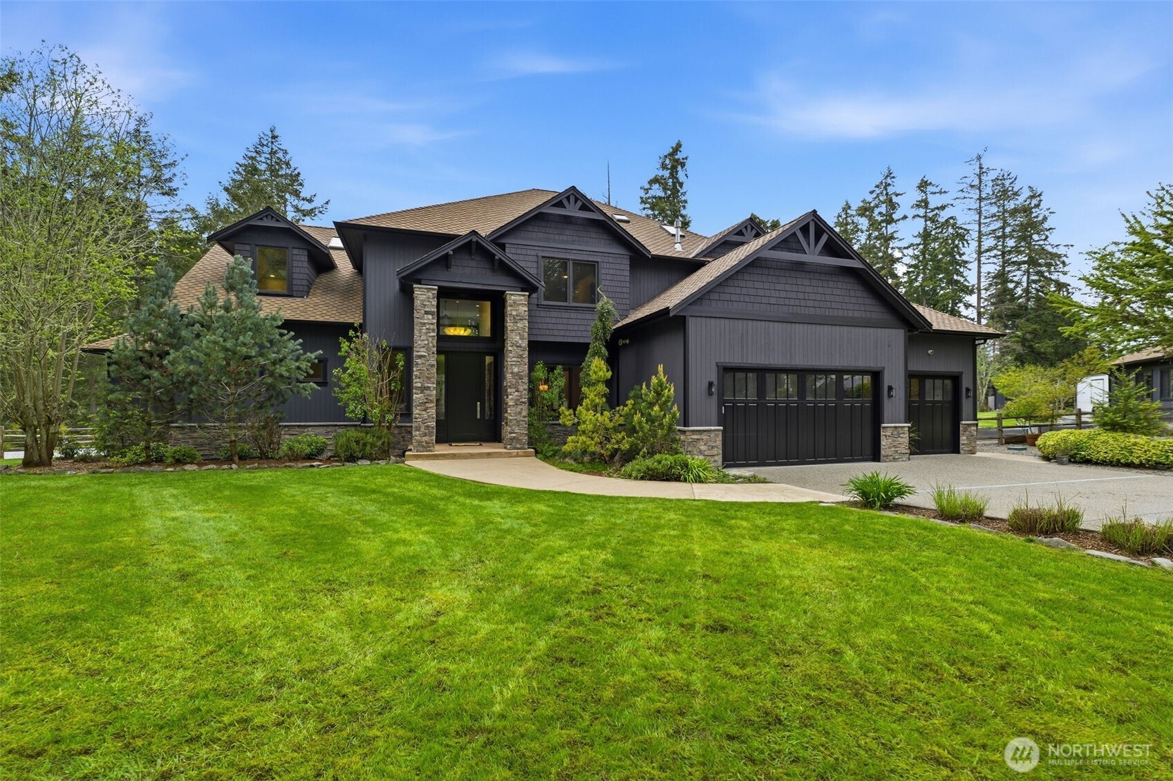 1136 14th Avenue Fox Island WA 98333
