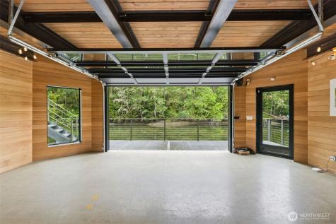 1136 14th Avenue Fox Island WA 98333