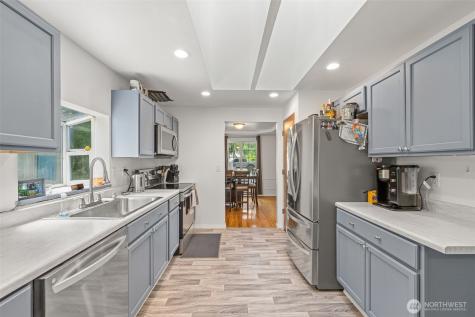27507 72nd Avenue E Graham WA 98338