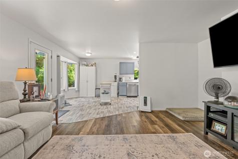 27507 72nd Avenue E Graham WA 98338