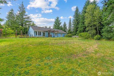 27507 72nd Avenue E Graham WA 98338
