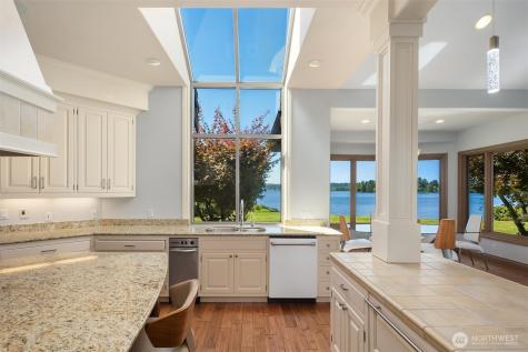 21028 Snag Island Drive E Lake Tapps WA 98391