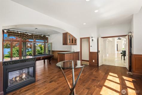 21028 Snag Island Drive E Lake Tapps WA 98391