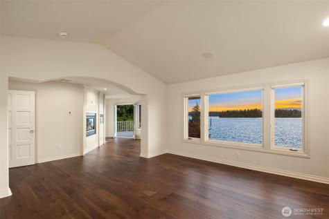 21028 Snag Island Drive E Lake Tapps WA 98391