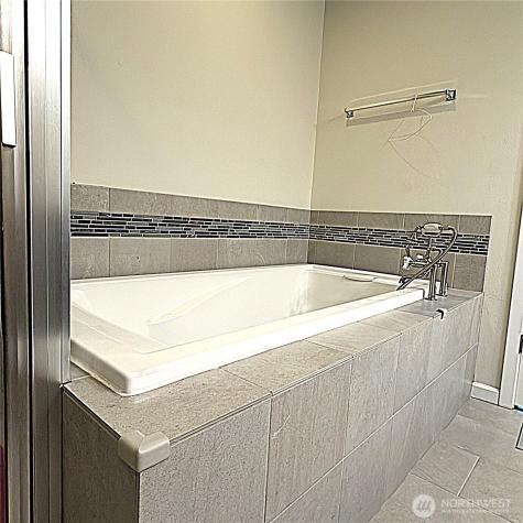 6713 140th Street Ct E Puyallup WA 98373