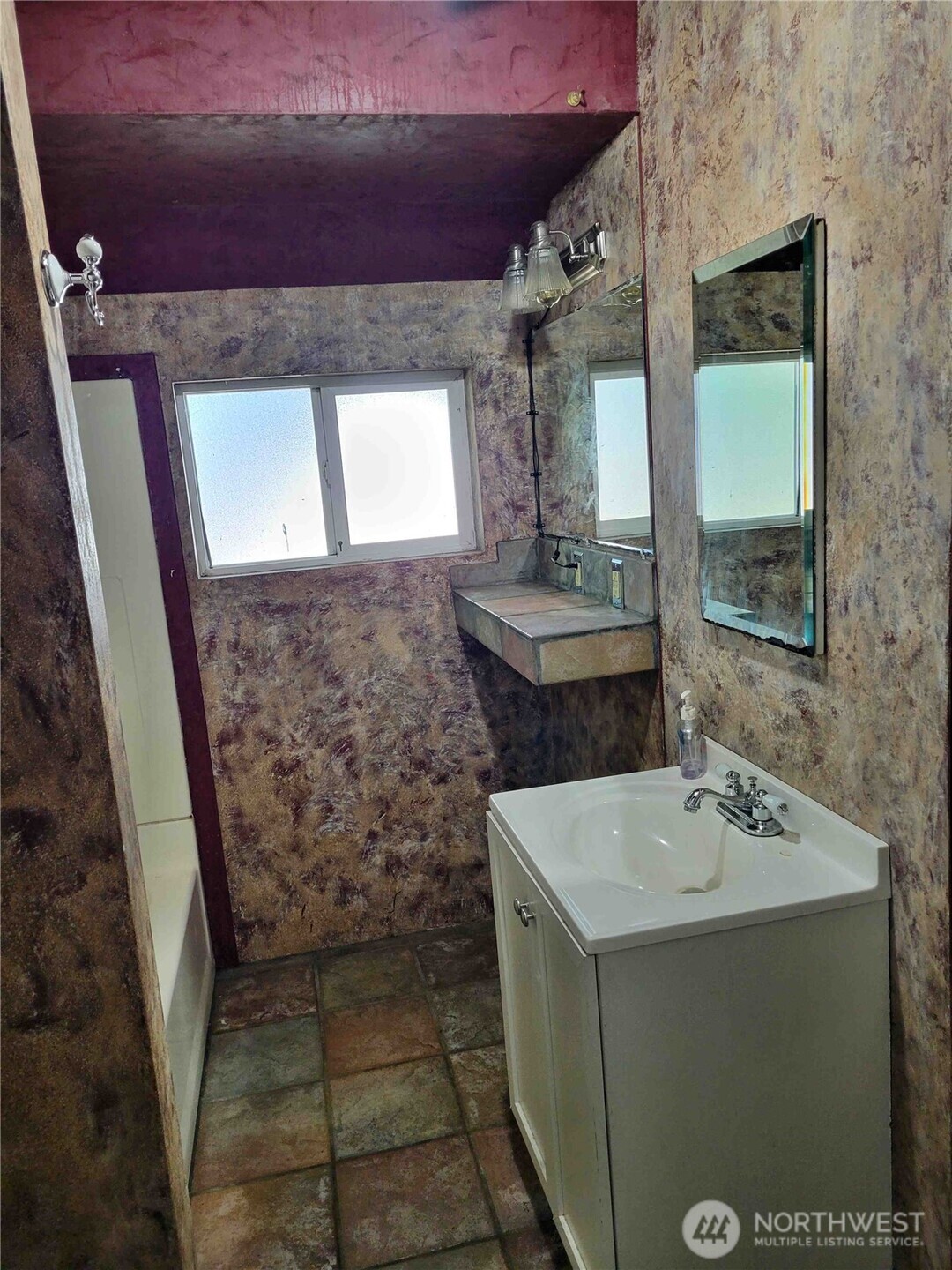 621 S 2nd Street Toledo WA 98591