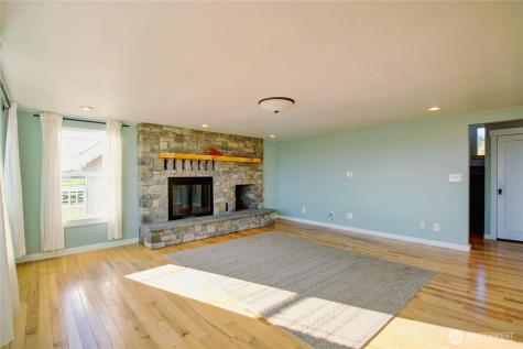 18122 Best Road Mount Vernon WA 98273