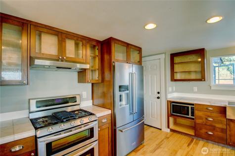 18122 Best Road Mount Vernon WA 98273