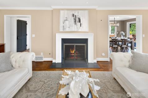 7044 50th Avenue NE Seattle WA 98115