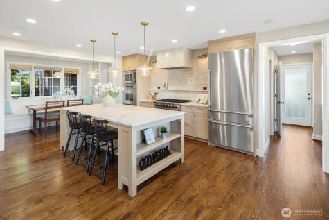 7044 50th Avenue NE Seattle WA 98115