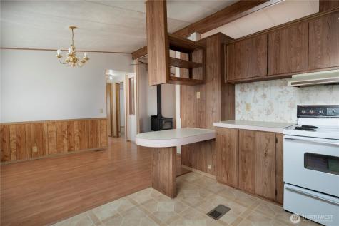 700 NW Crosby Avenue Oak Harbor WA 98277