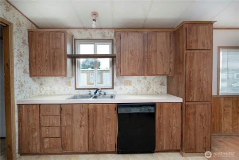 700 NW Crosby Avenue Oak Harbor WA 98277