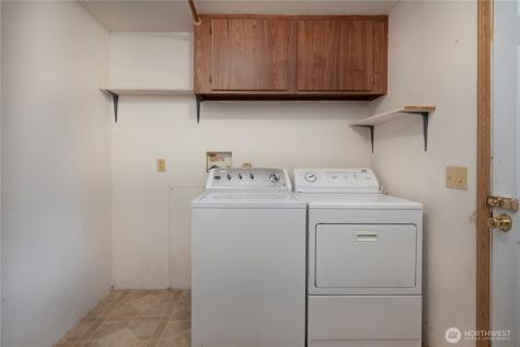 700 NW Crosby Avenue Oak Harbor WA 98277