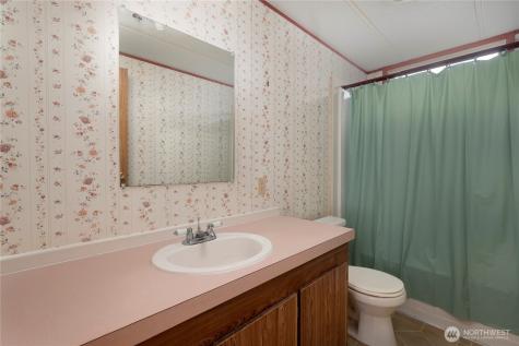 700 NW Crosby Avenue Oak Harbor WA 98277